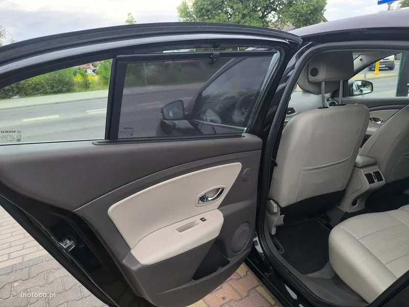 Renault Fluence 20