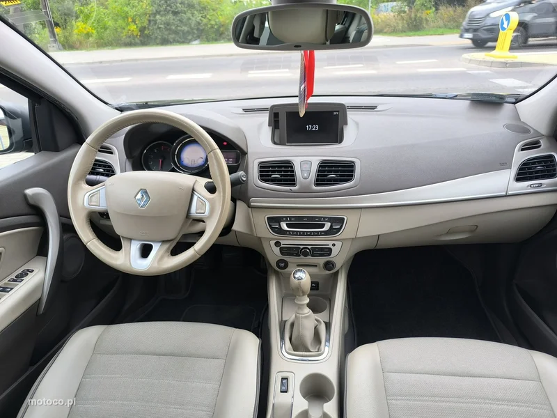Renault Fluence 21