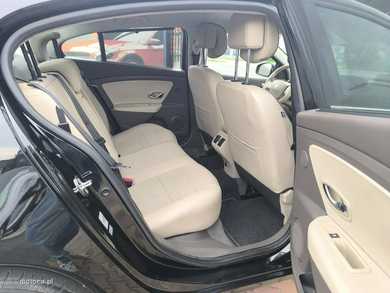 Renault Fluence 26