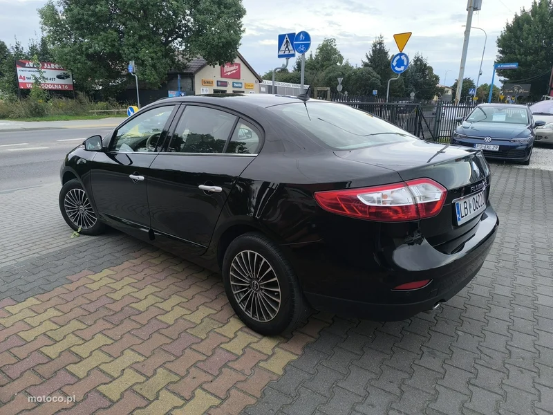 Renault Fluence 8