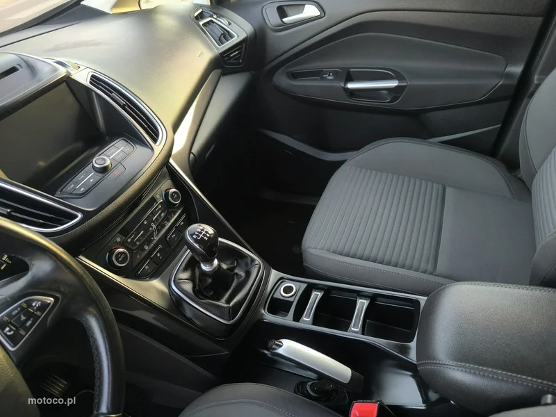 Ford Grand C-Max 19