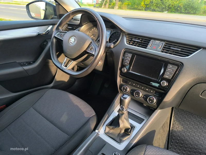 Skoda Octavia III 22