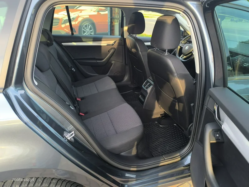 Skoda Octavia III 24