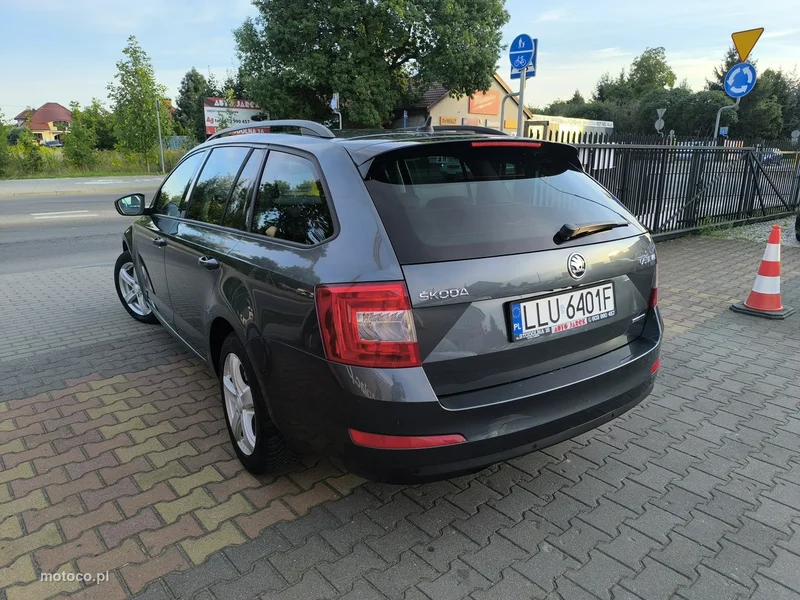 Skoda Octavia III 6