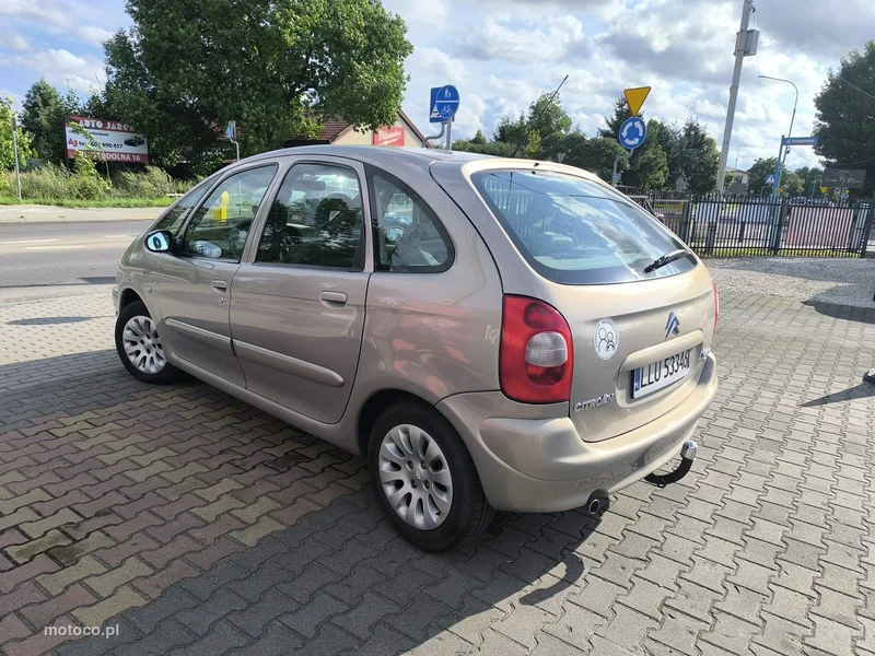 Citroen Xsara Picasso 8