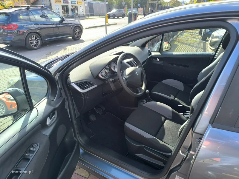 Peugeot 207 14