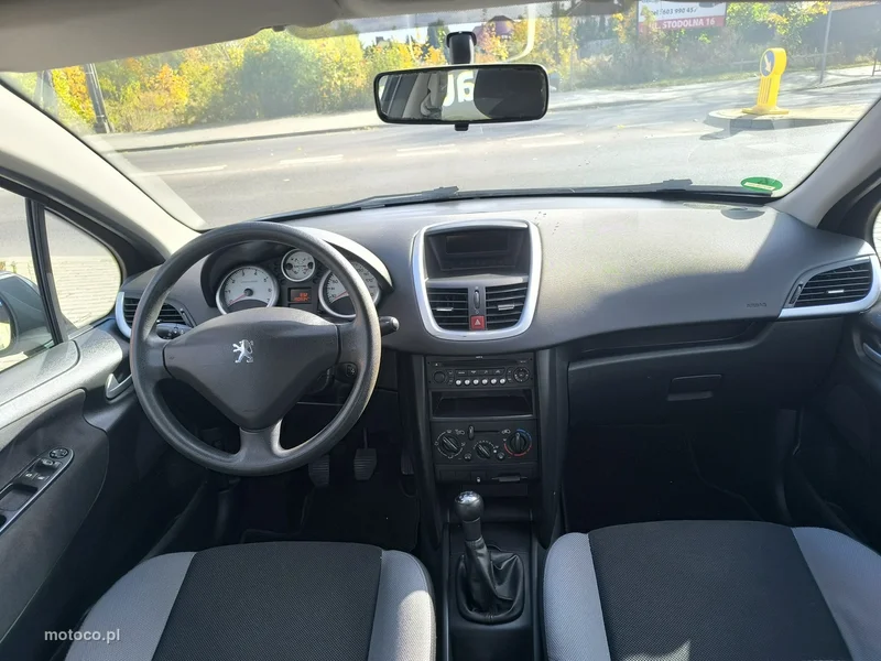 Peugeot 207 19