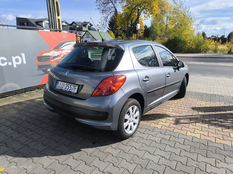 Peugeot 207 5