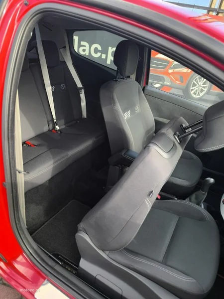 Renault Clio III 16