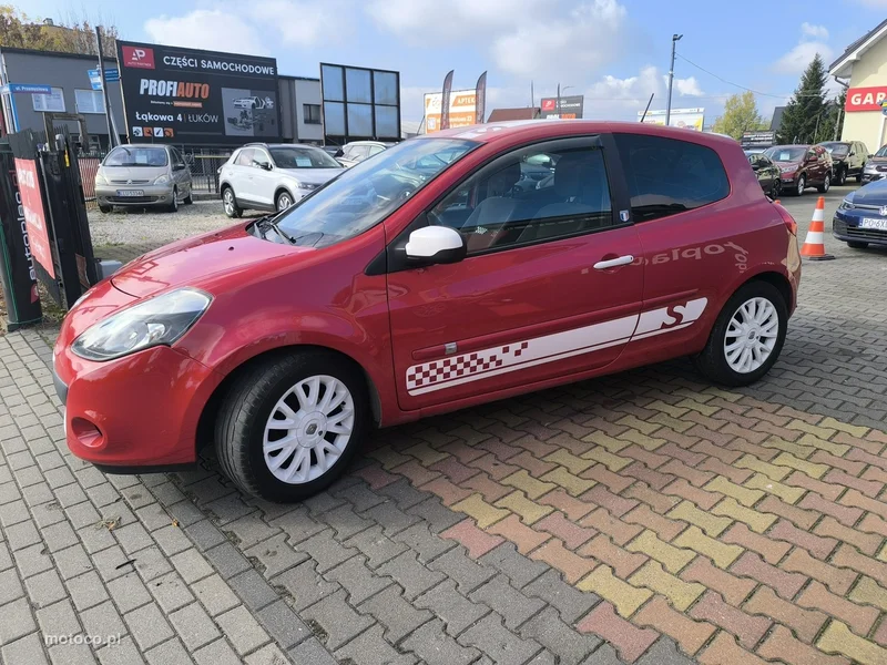 Renault Clio III 9