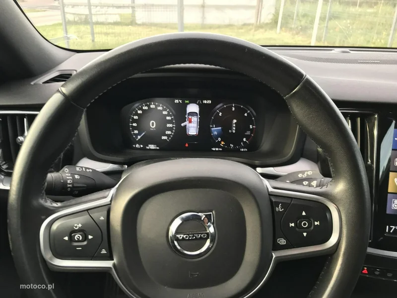 Volvo V60 11