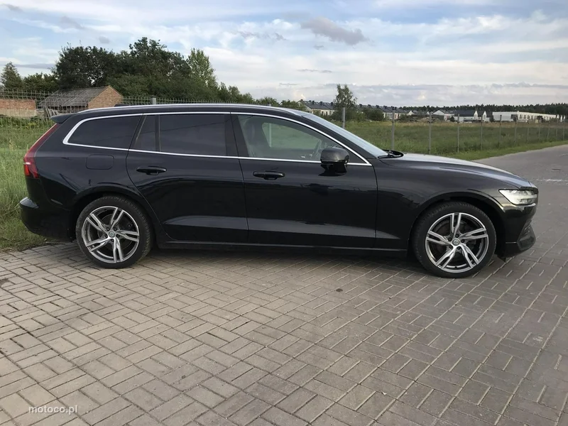Volvo V60 8