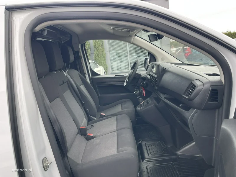 Toyota ProAce 13