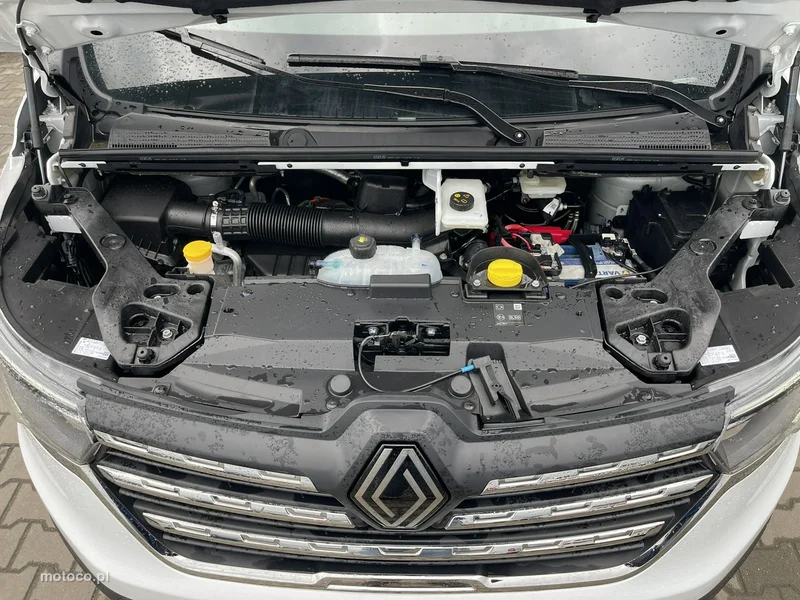 Renault Trafic 12