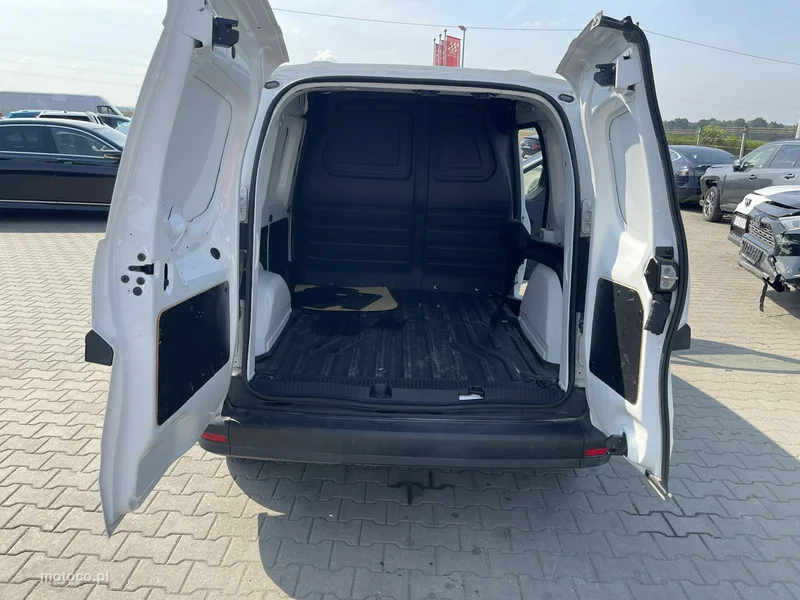 Mercedes-Benz Citan 8