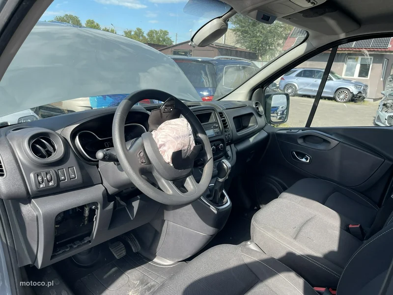 Renault Trafic 9