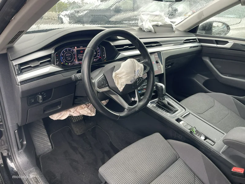 Volkswagen Arteon 8