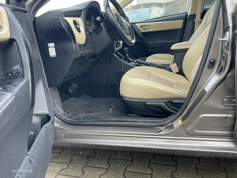 Toyota Corolla E160/E170 6