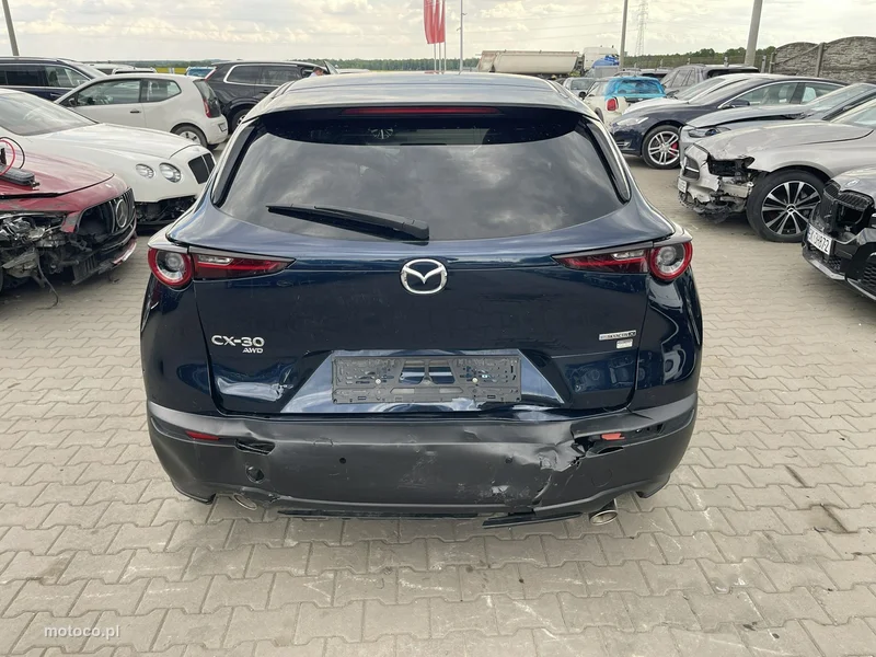 Mazda CX-30 4