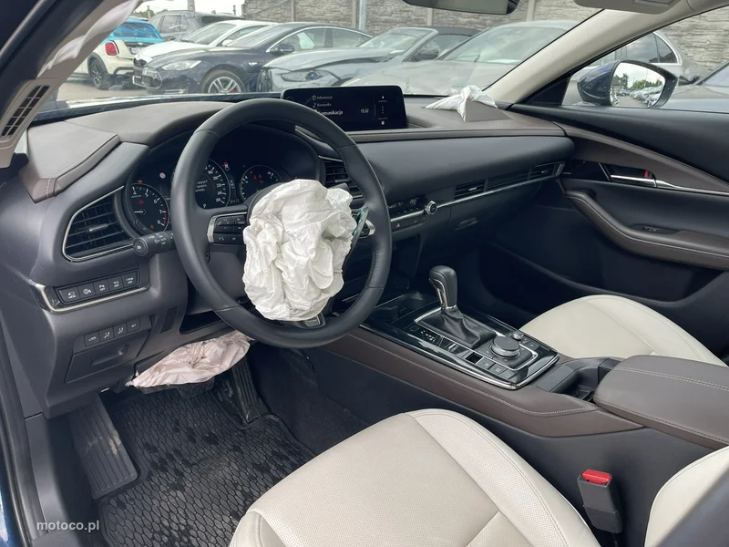Mazda CX-30 6