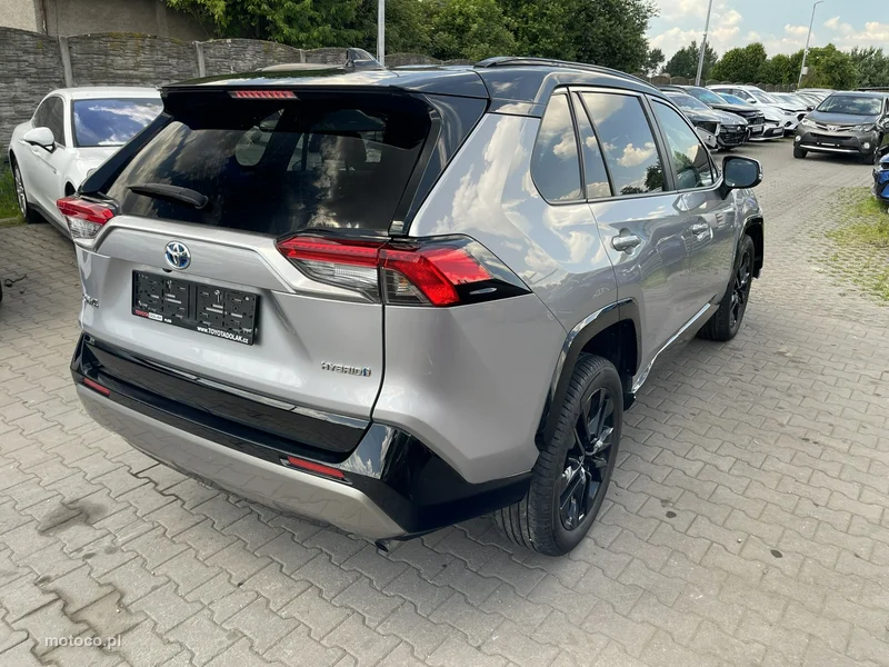 Toyota RAV 4 XA50 5