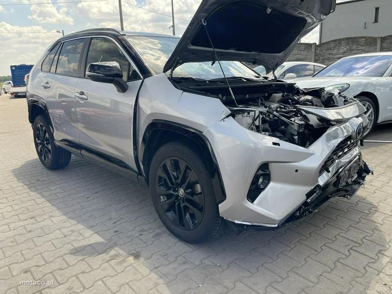 Toyota RAV 4 XA50 7