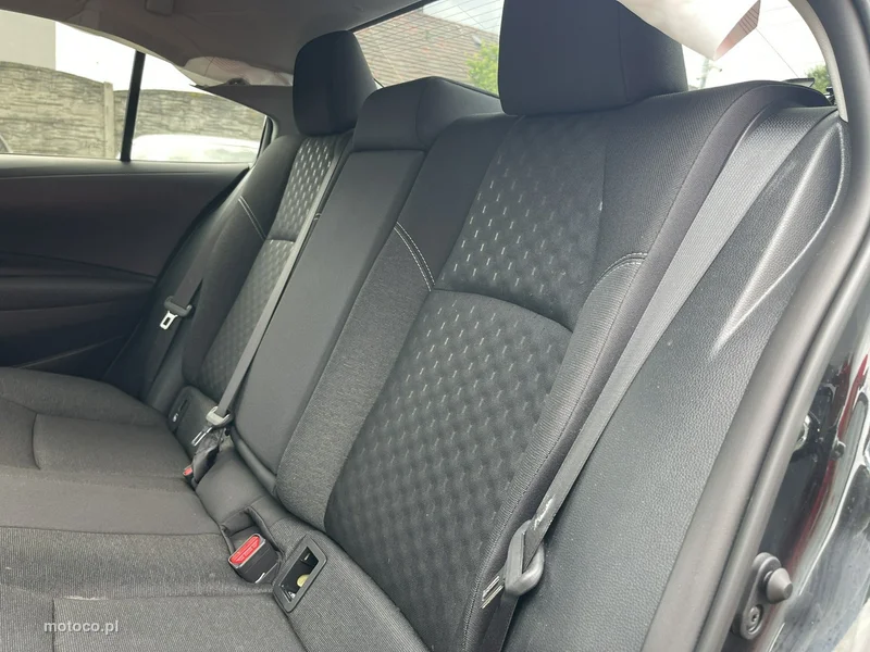 Toyota Corolla E210 16