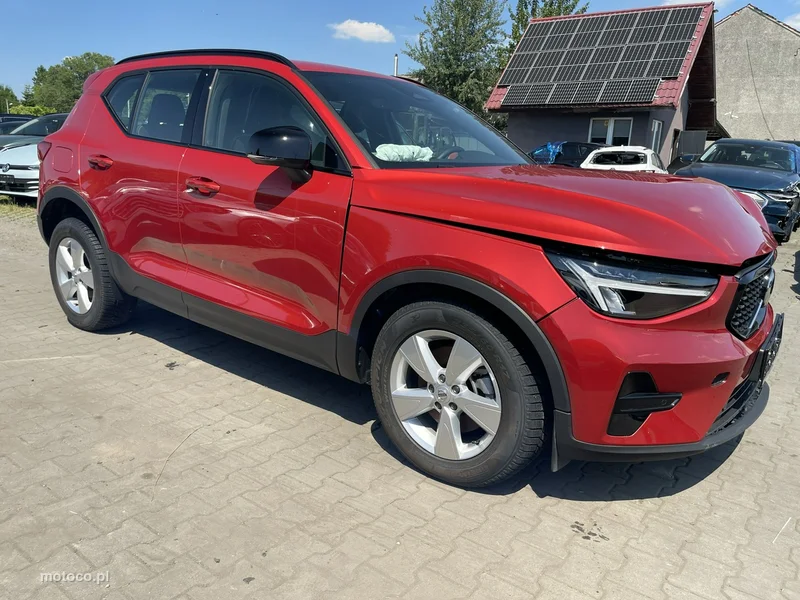 Volvo XC 40 3
