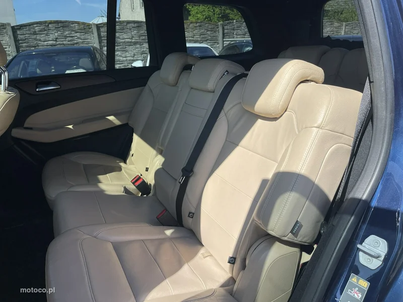Mercedes-Benz GLS Klasa 12