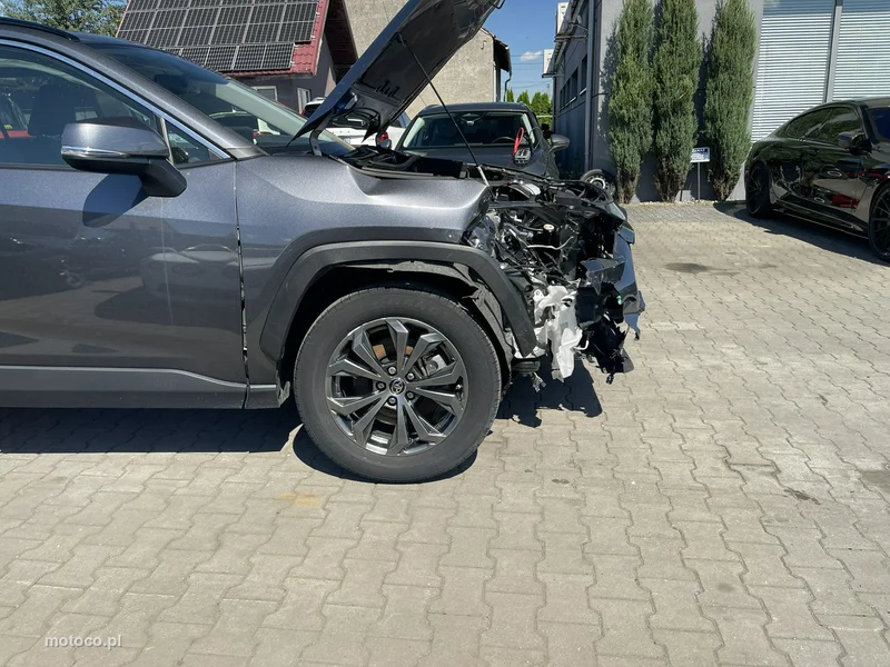 Toyota RAV 4 XA50 4