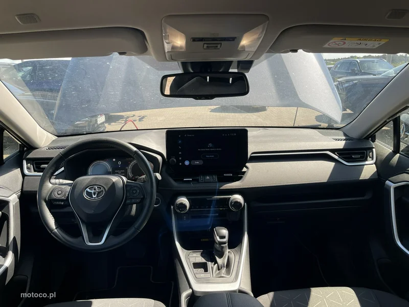 Toyota RAV 4 XA50 9