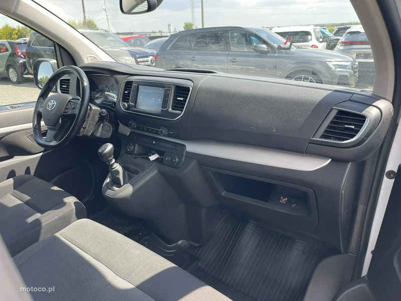 Toyota Proace (Verso) 11