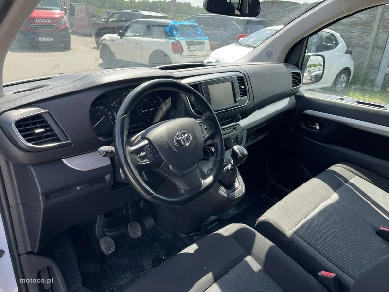 Toyota Proace (Verso) 9