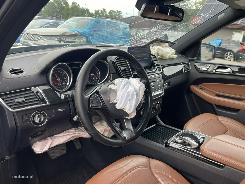 Mercedes-Benz GLS Klasa 9