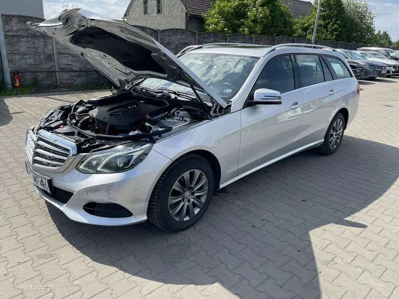 Mercedes-Benz Klasa E W212 E 250 3