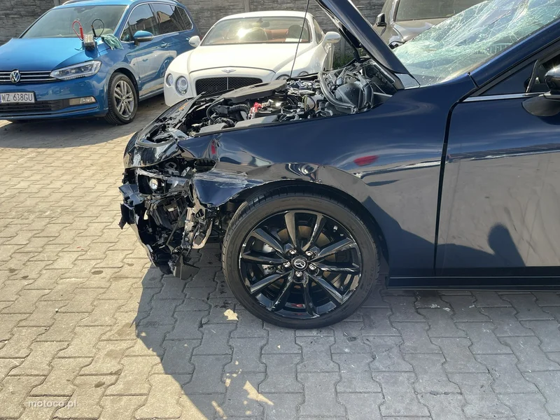 Mazda 3 5