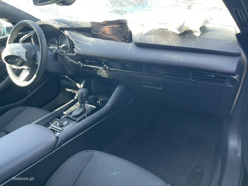 Mazda 3 9