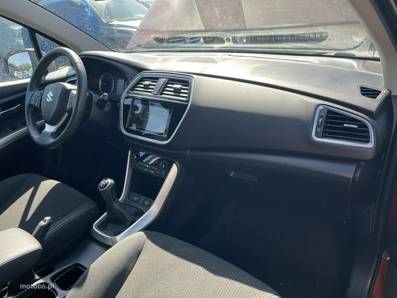 Suzuki (SX4) S-Cross 11