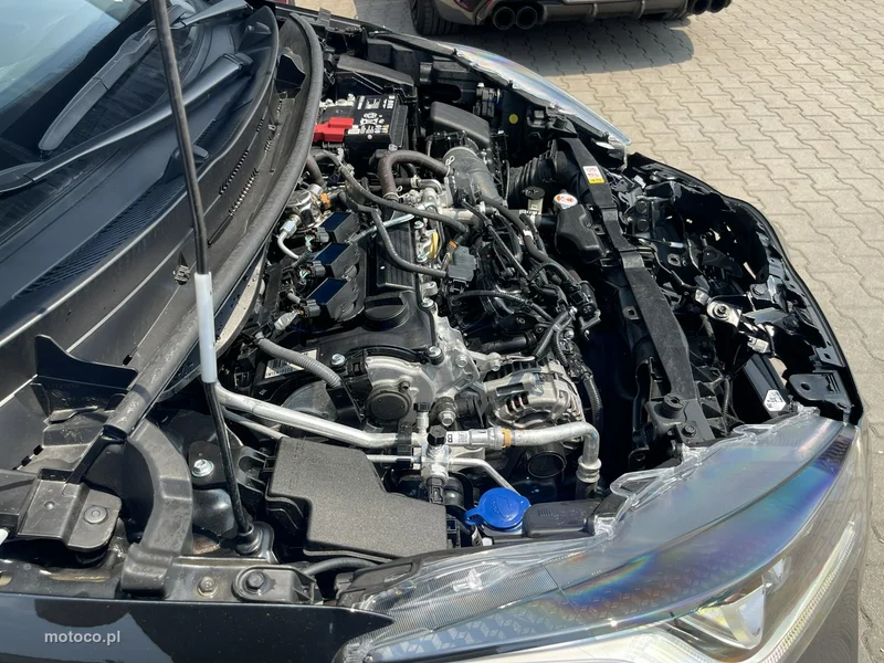 Toyota Yaris XP210 15