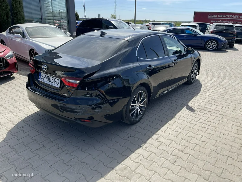 Toyota Camry XV70 2