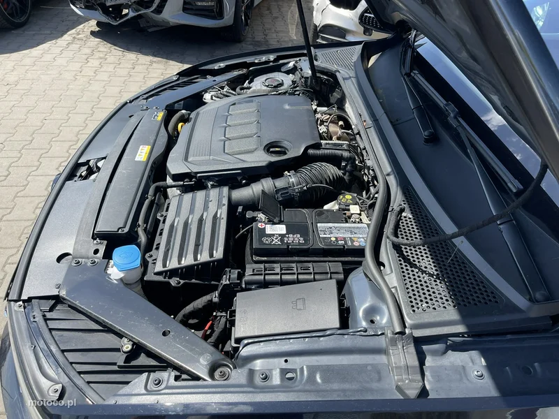 Volkswagen Passat Variant B8 16