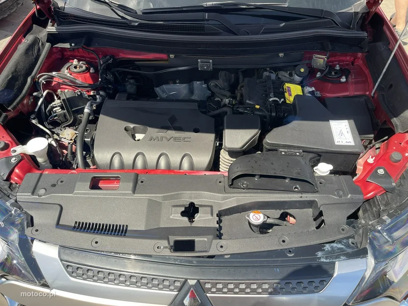 Mitsubishi Outlander 13