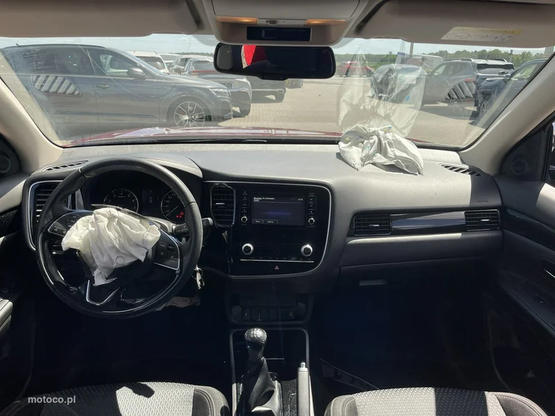 Mitsubishi Outlander 8