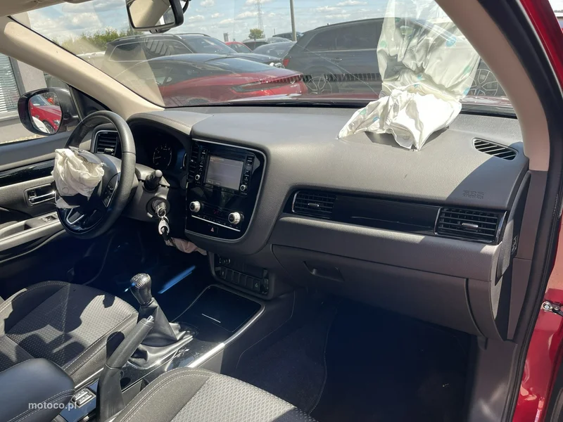 Mitsubishi Outlander 9