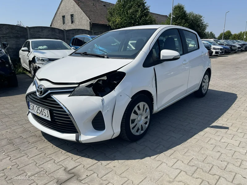 Toyota Yaris XP130 5
