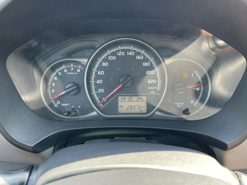 Toyota Yaris XP130 7