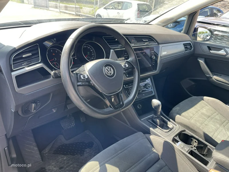 Volkswagen Touran 5T 7