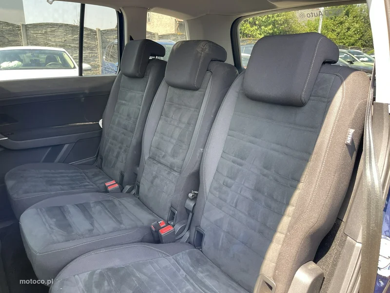 Volkswagen Touran 5T 9