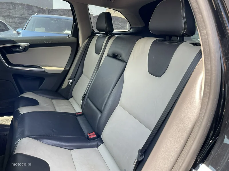 Volvo XC 60 10