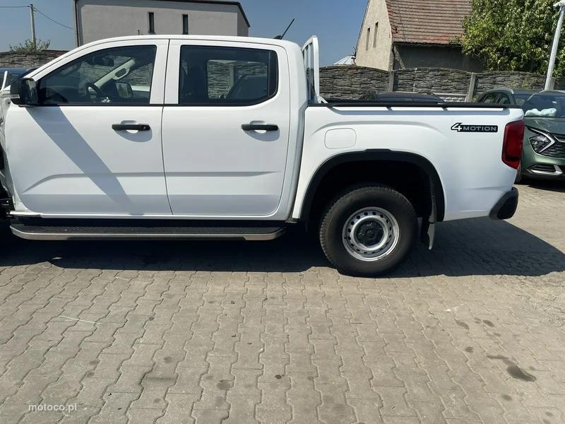 Volkswagen Amarok 6